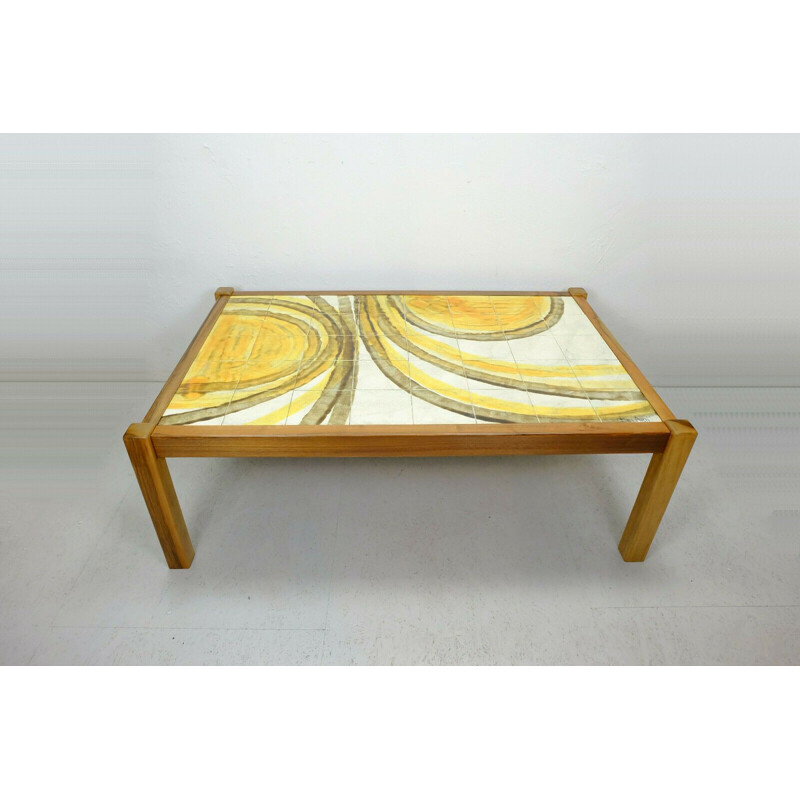 Table basse vintage avec dessus en carreaux de céramique et base en bois de cerisier, 1960