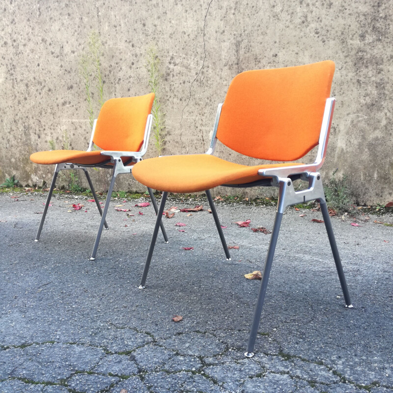 Pair of vintage Dsc 106 chairs by Giancarlo Piretti for Castelli