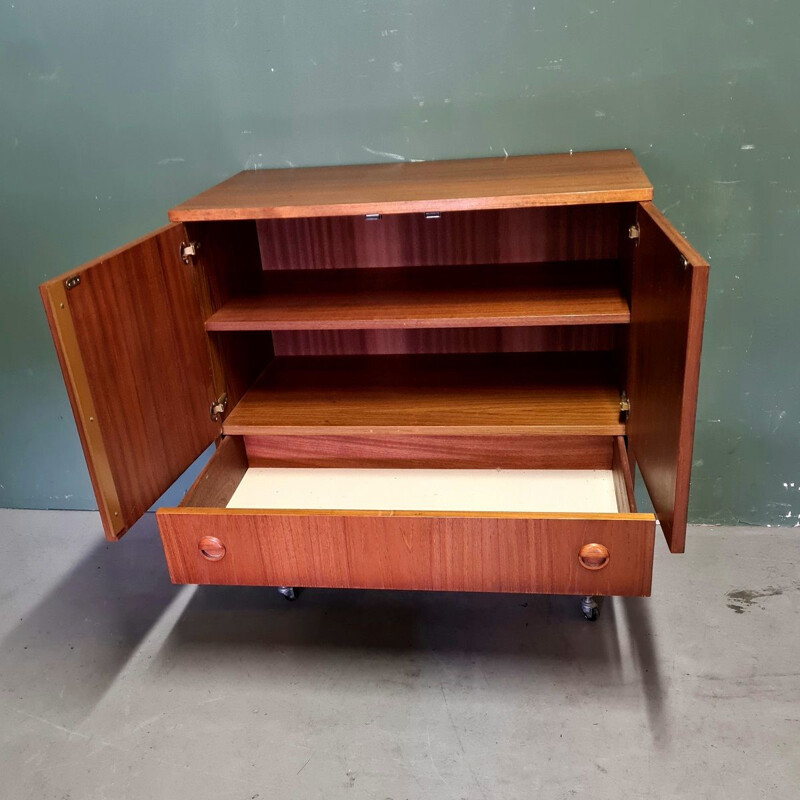 Vintage Teakholz Enfilade mit Rollen von Berner Huwil, 1960