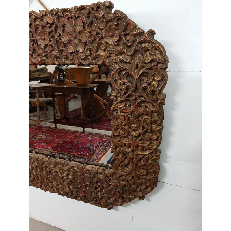 Kolonialer Vintage-Spiegel aus geschnitztem Holz