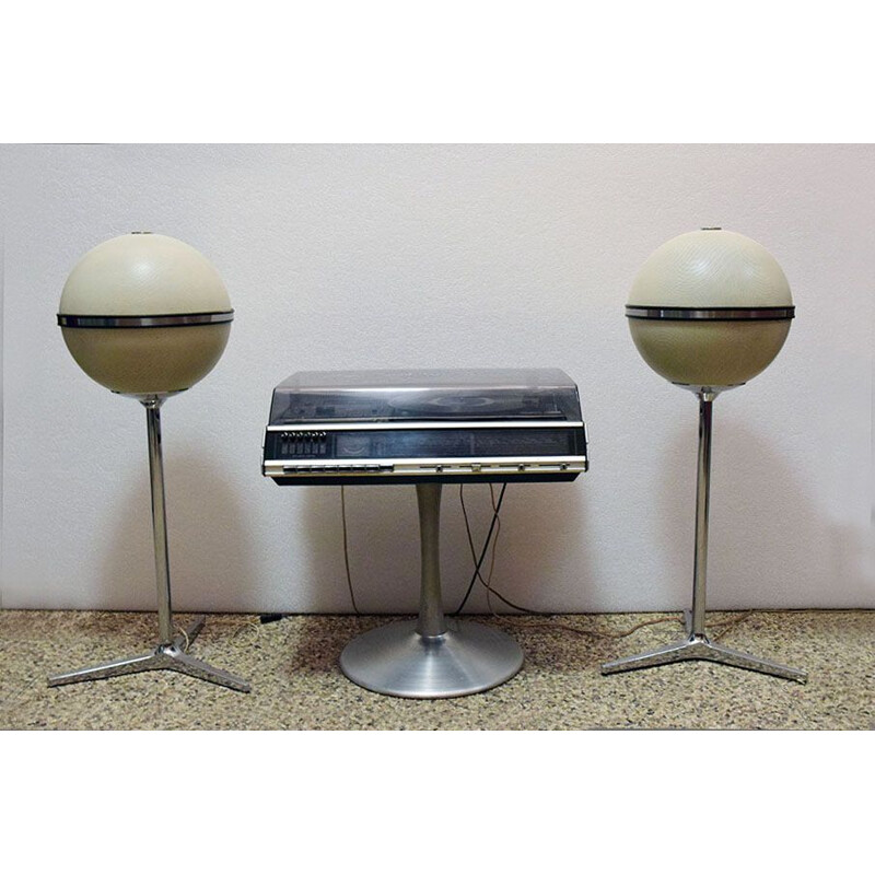 Vintage Grundig stereo Studio 3010 super hi fi with foot and Audiorama 9000 loudspeakers, 1970s