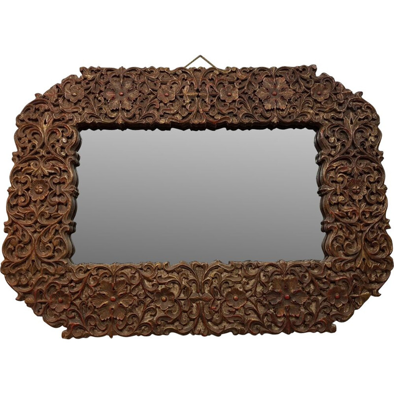 Specchio coloniale d'epoca in legno intagliato