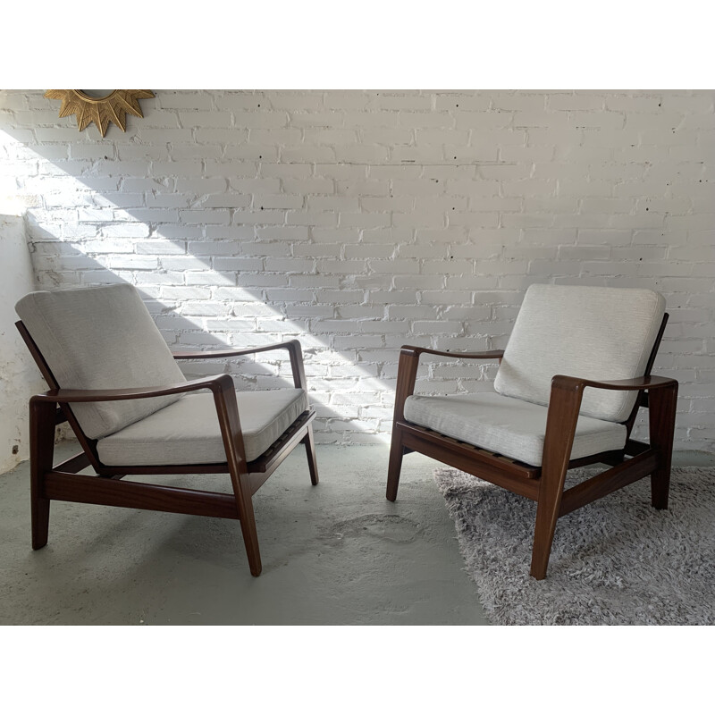 Pair of vintage S armchairs by Arne Wahl Iversen for Komfort, Denmark 1960s