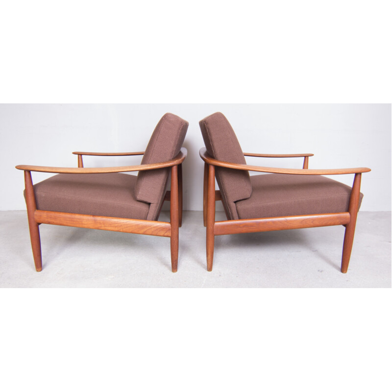 Pair of lounge chairs in teak and fabric, Walter KNOLL - 1950s