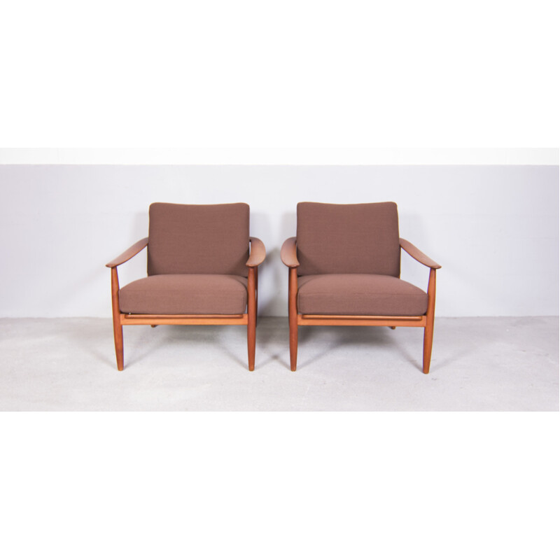 Pair of lounge chairs in teak and fabric, Walter KNOLL - 1950s