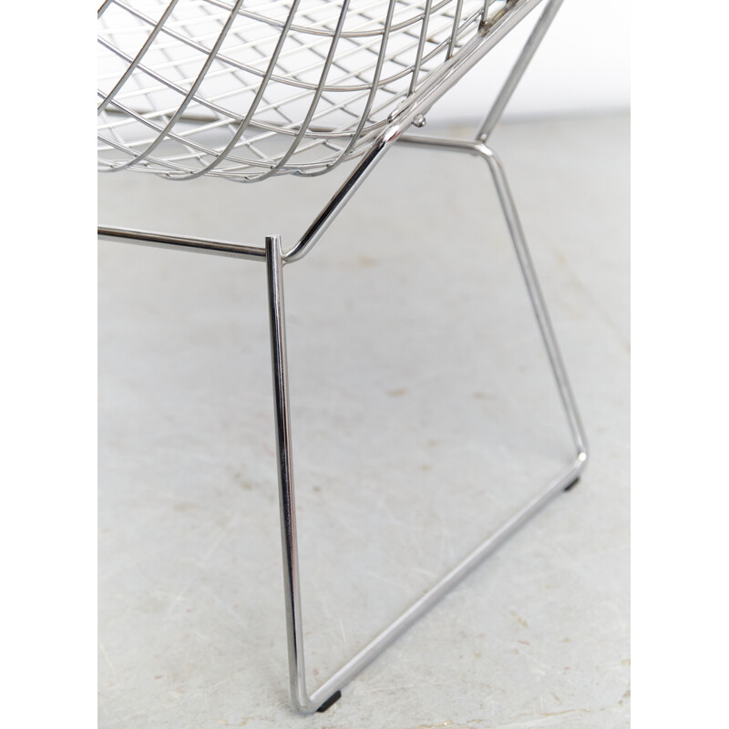 Vintage Diamond armchair by Harry Bertoia for Knoll International