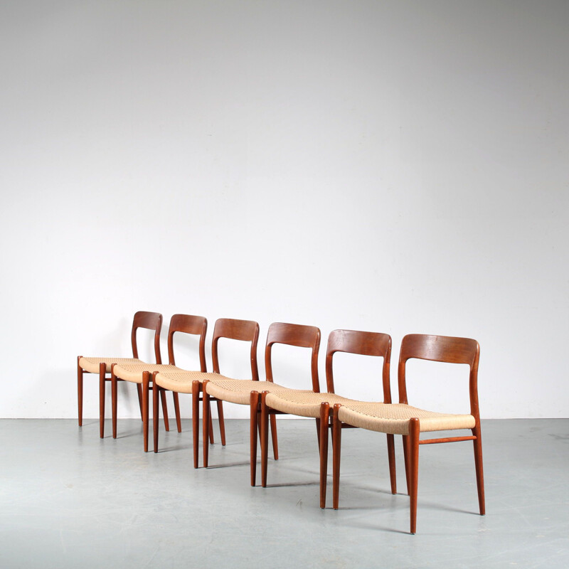 Set of 6 vintage teak dining chairs by Moller, Denmark 1950s