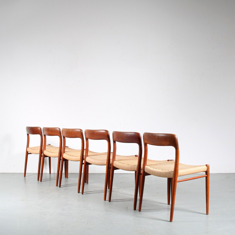 Set of 6 vintage teak dining chairs by Moller, Denmark 1950s