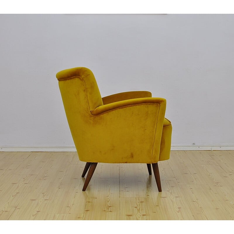 Fauteuil vintage en velours jaune, 1960