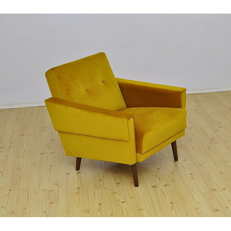 Fauteuil vintage en velours jaune, 1960