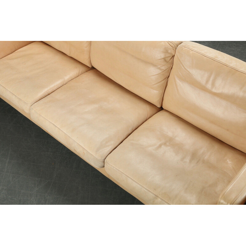 Long Danish cream leather sofa - 1970s
