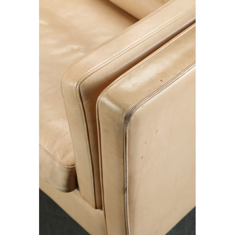 Long Danish cream leather sofa - 1970s