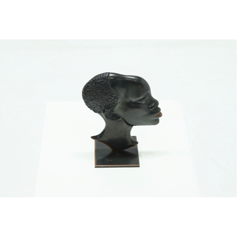 Scultura vintage modernista in bronzo massiccio di donna africana, 1950