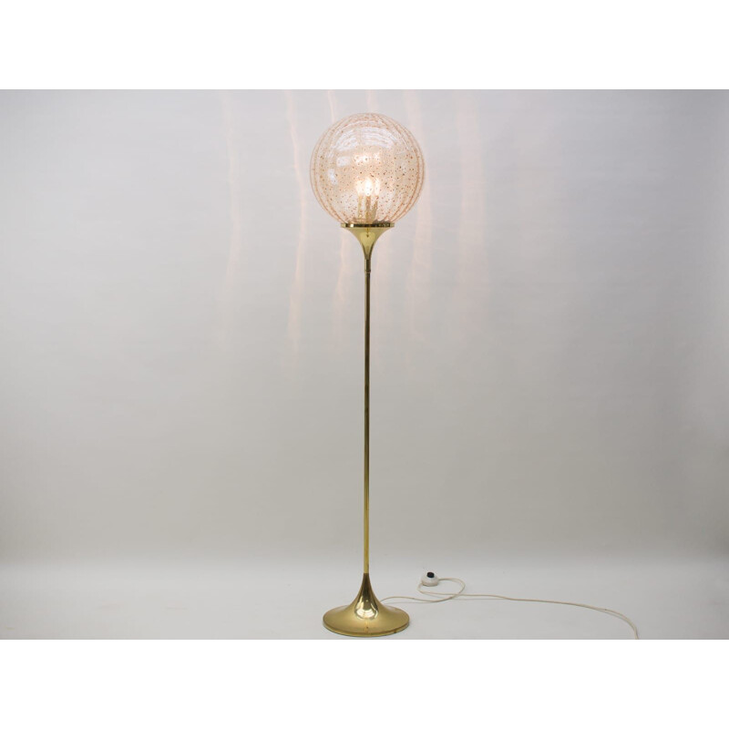 Vintage gouden vloerlamp met glazen kap, 1970