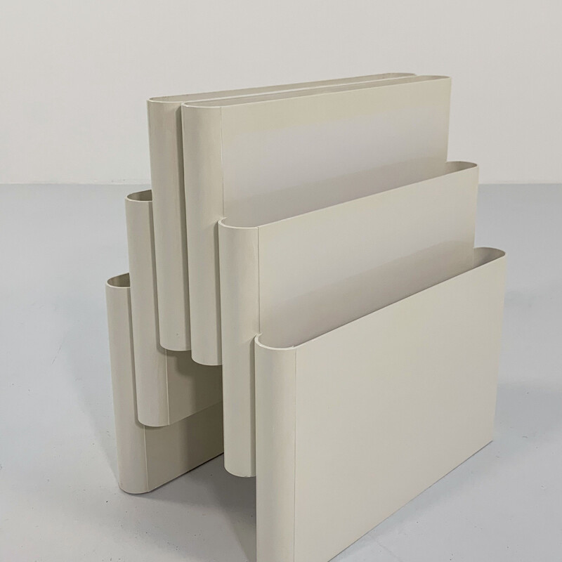 White vintage magazine rack by Giotto Stoppino for Kartell, 1970s