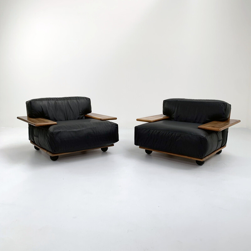 Pair of vintage Pianura armchairs in black leather by Mario Bellini for Cassina, 1970s