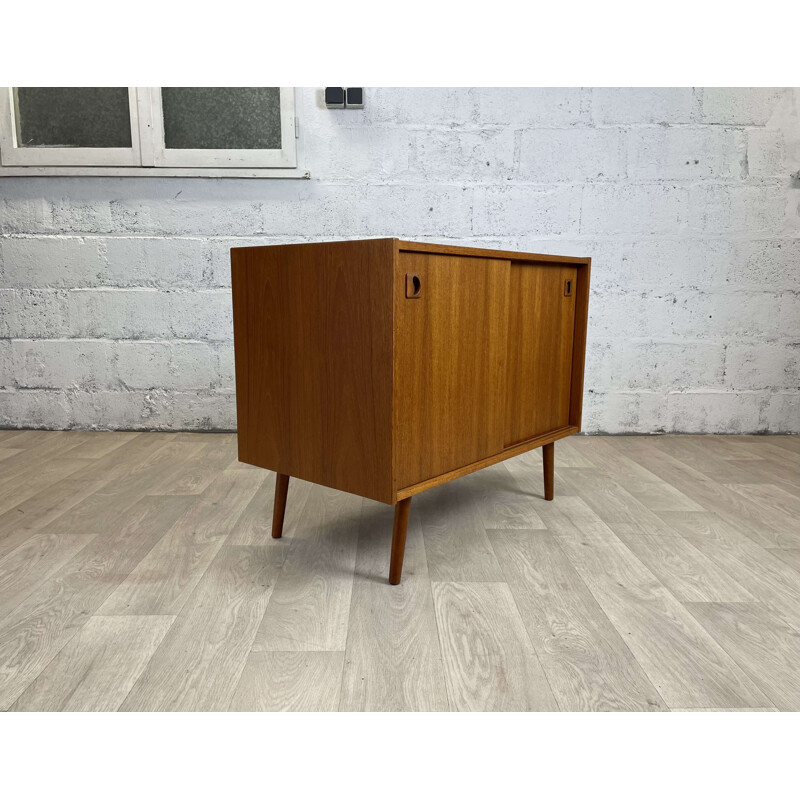 Scandinavian vintage teak highboard with 2 sliding doors, 1960