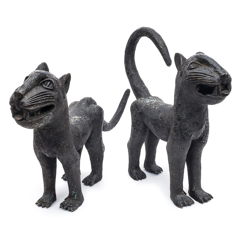 Pair of vintage bronze leopards Royal of Benin