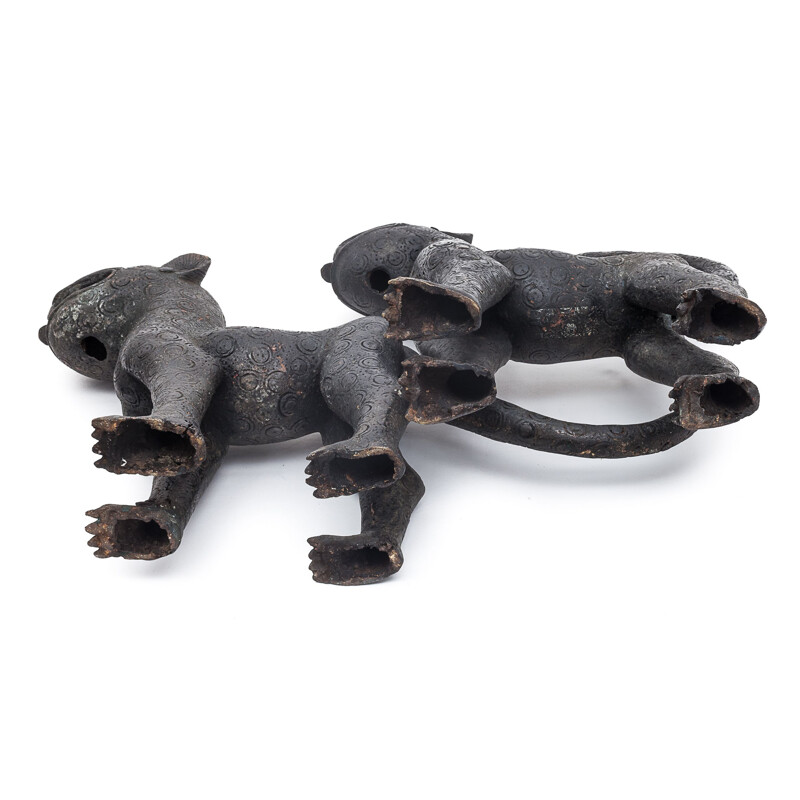 Paire de léopards vintage en bronze Royaux du Bénin