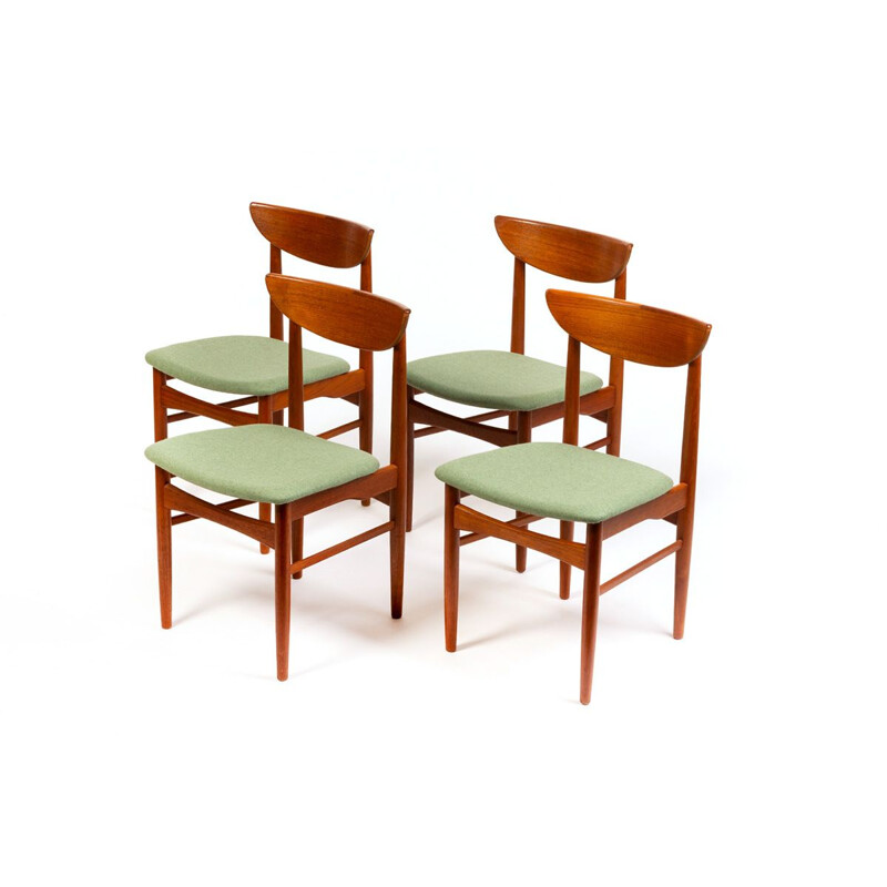 Set of 4 vintage Danish dining chairs by E.W. Bach for Skovby Mobelfabrik