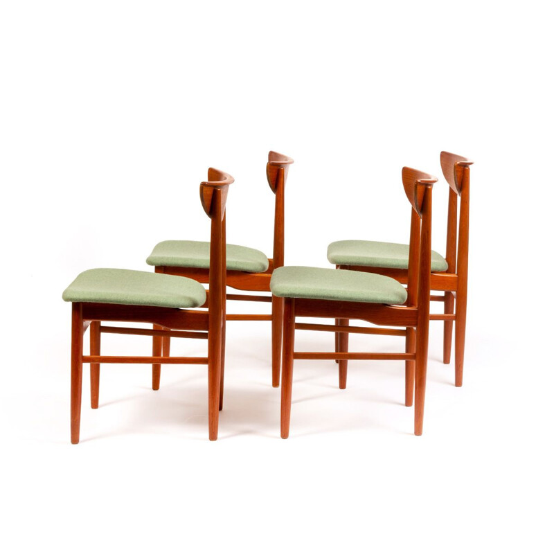 Set of 4 vintage Danish dining chairs by E.W. Bach for Skovby Mobelfabrik