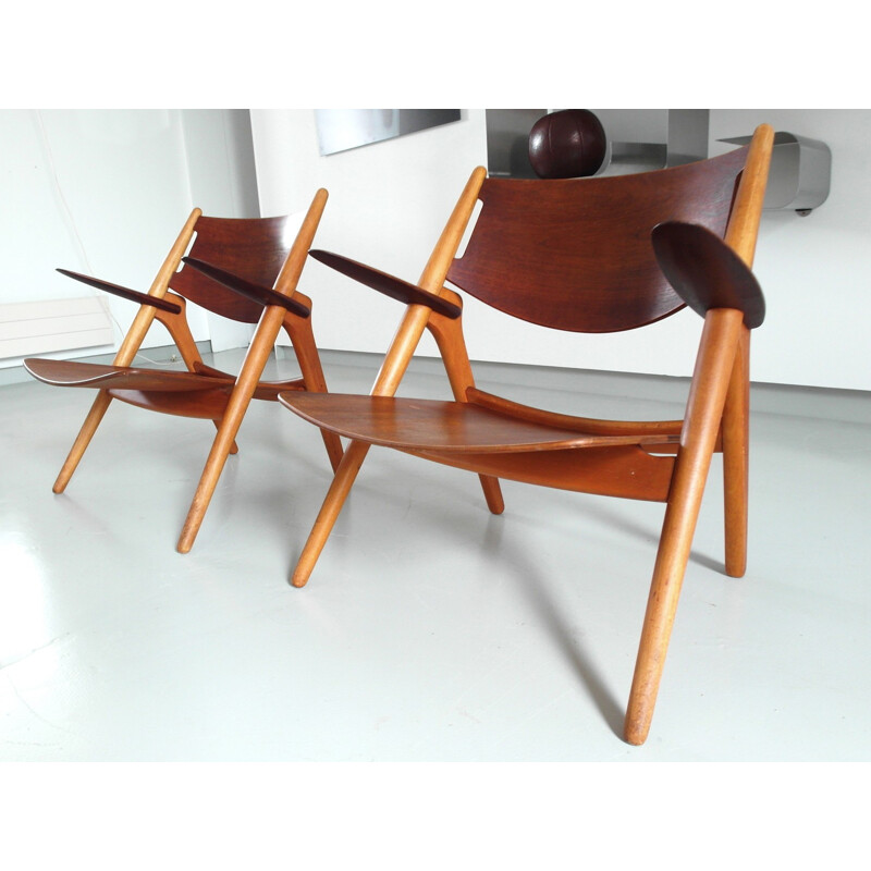 Pair of Carl Hansen "CH-28" armchairs in teak, Hans J. WEGNER - 1950s