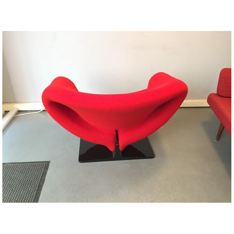 Red "Ribbon" armchair, Pierre PAULIN - 1970s