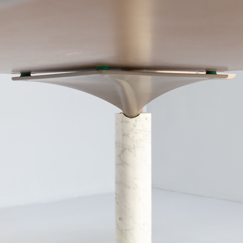 Vintage "lom850" Carrara marble legs dining table by Francesco Binfare for Cassina, 1980s