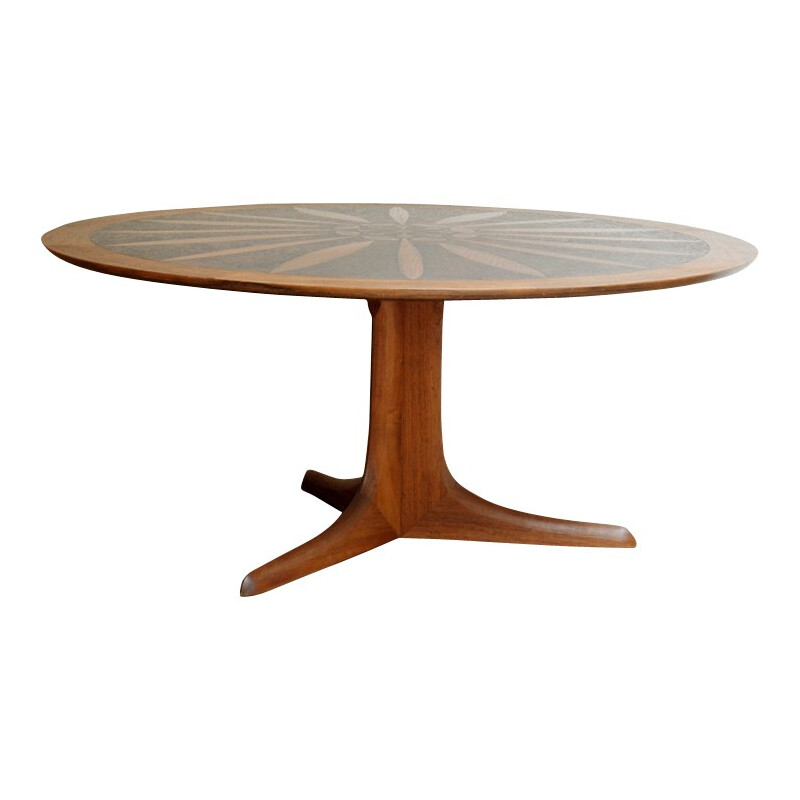 Scandinavian round coffee table - 1960s