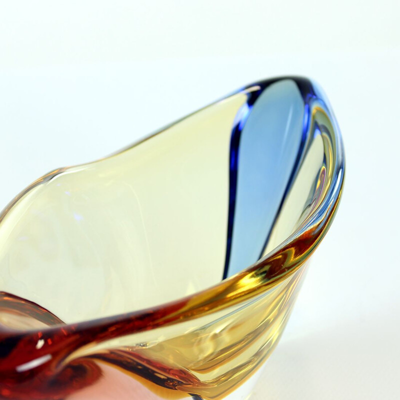 Mid century Art glass bowl by Frantisek Zemek for Sklarny Mstisov, 1960