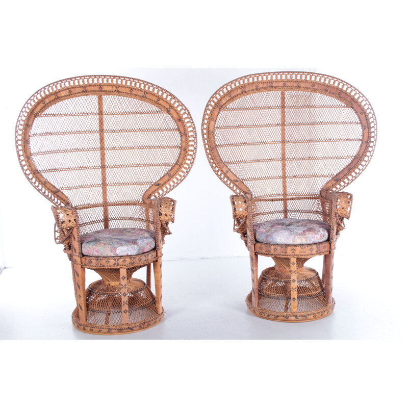 Pair of vintage King Sized Emmanuelle Peacock armchairs with side table