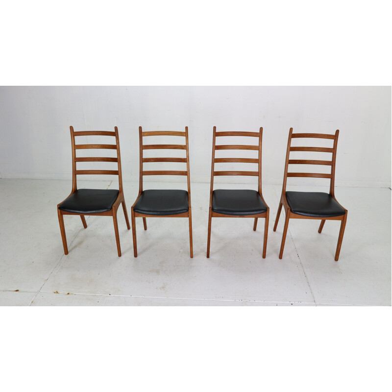 Set di 4 sedie vintage con schienale sfalsato in teak di Kai Kristiansen, Danimarca 1960