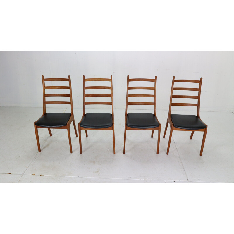 Set van 4 vintage teakhouten stoelen met verspringende rugleuning van Kai Kristiansen, Denemarken 1960