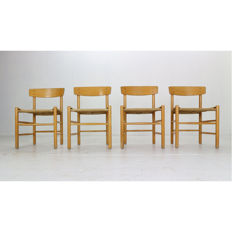 Set of 4 vintage chairs by Børge Mogensen, 1947s