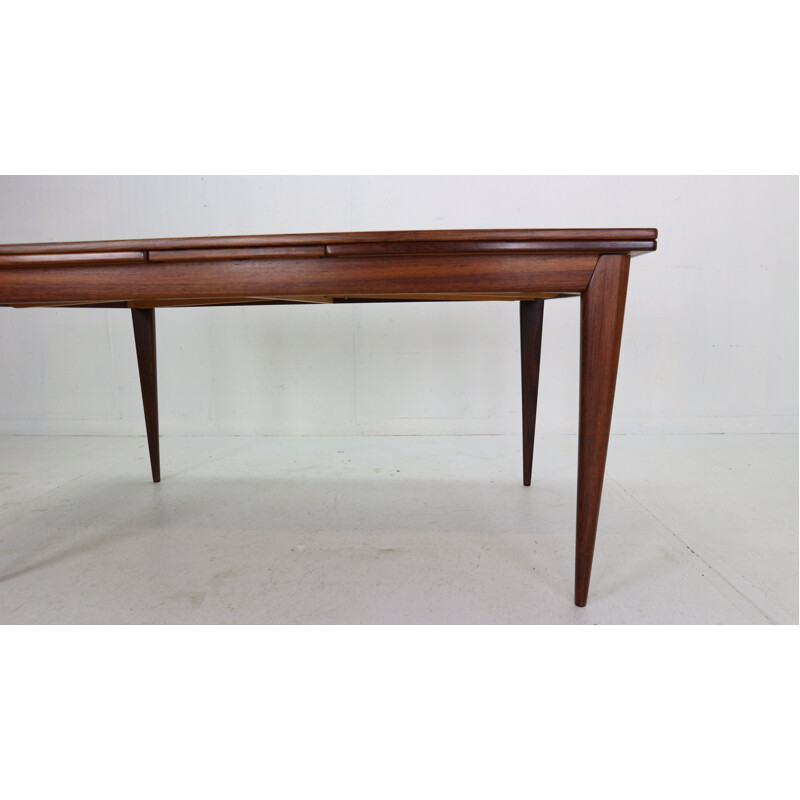 Extendable rosewood vintage dinning table no:254 by Niels Otto Møller for J.L. Møllers, 1960s
