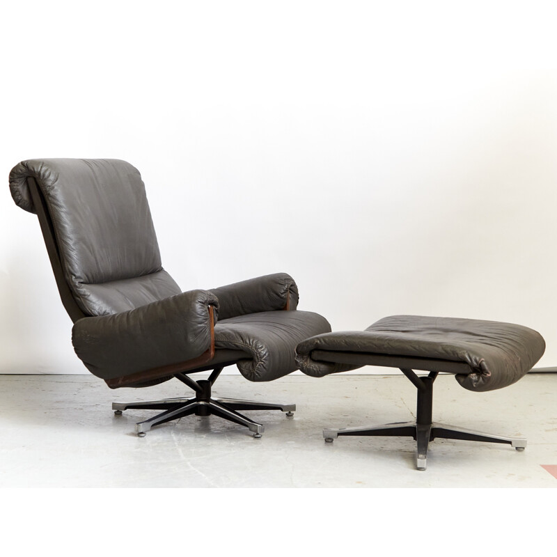 Vintage King armchair with ottoman by André Vandenbeuck for Strässle