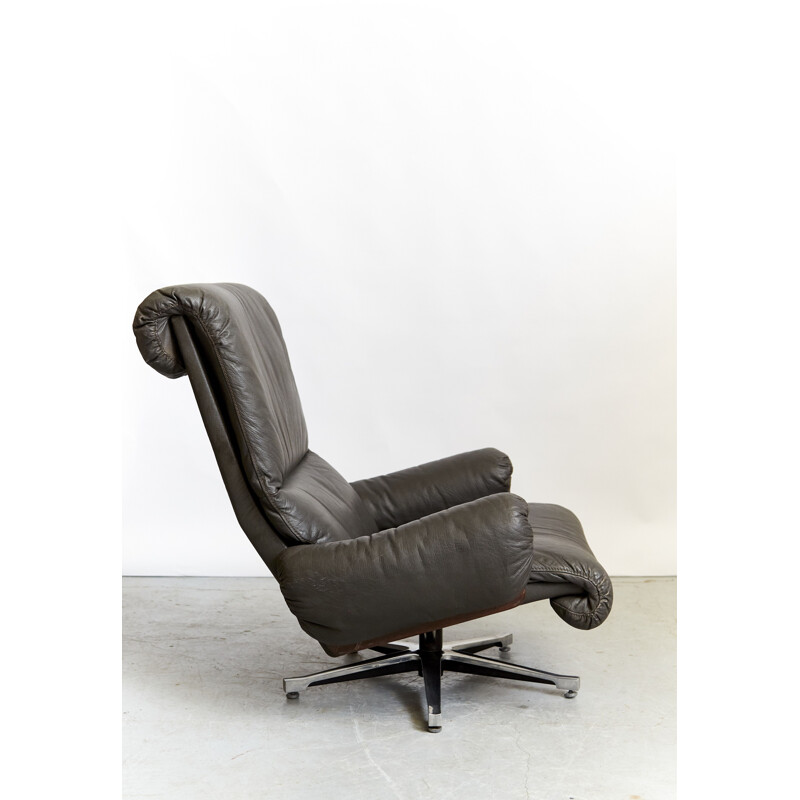 Vintage King armchair with ottoman by André Vandenbeuck for Strässle