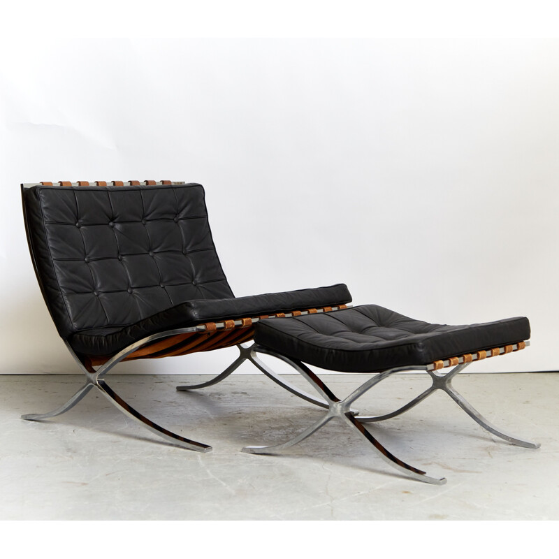 Vintage model Mr90 Barcelona lounge chair & ottoman by Ludwig Mies Van Der Rohe for Knoll
