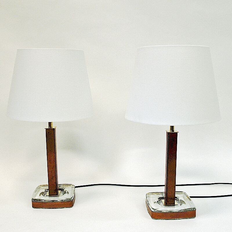 Pair of vintage Swedish leather table lamps by Uppsala Armatur, Suède 1960s