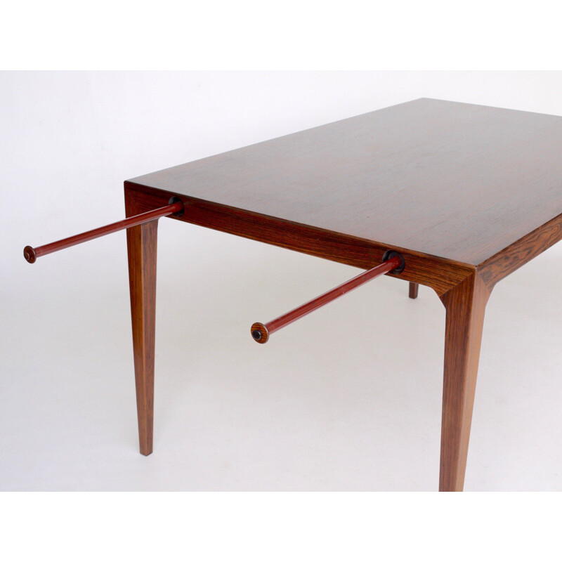 Danish vintage rosewood dining table by Poul Hundevad and Kai Winding for Hundevad & Co