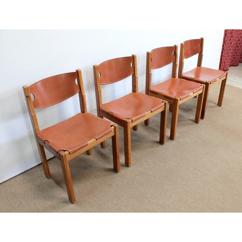 Lot de 4 chaises vintage en orme massif et cuir par la Maison Regain, 1960 