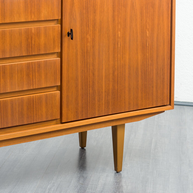 Enfilade vintage en noyer avec double porte verrouillable, 1960