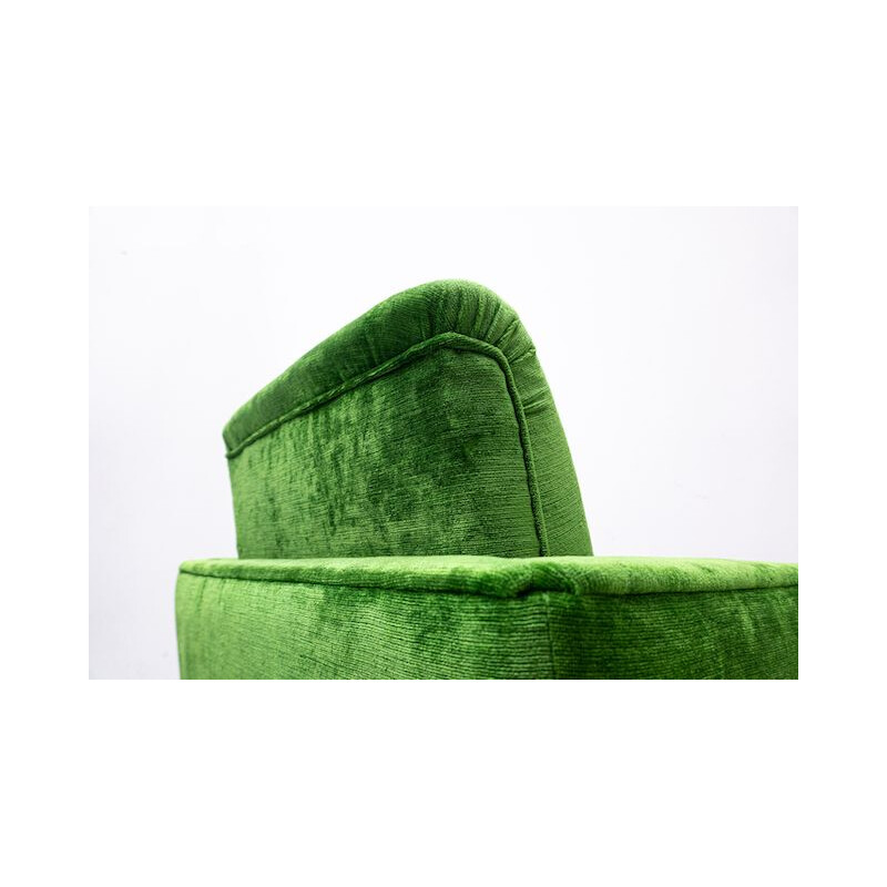 Pair of vintage green velvet armchairs, 1940