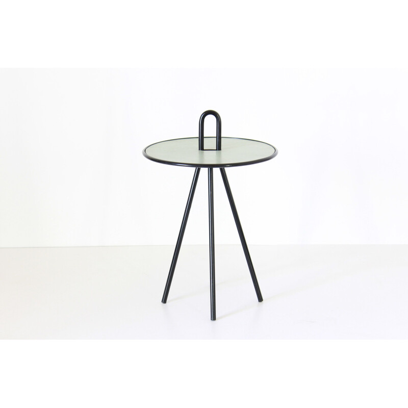 Table d'appoint ronde vintage en fer noir courbé, 1960