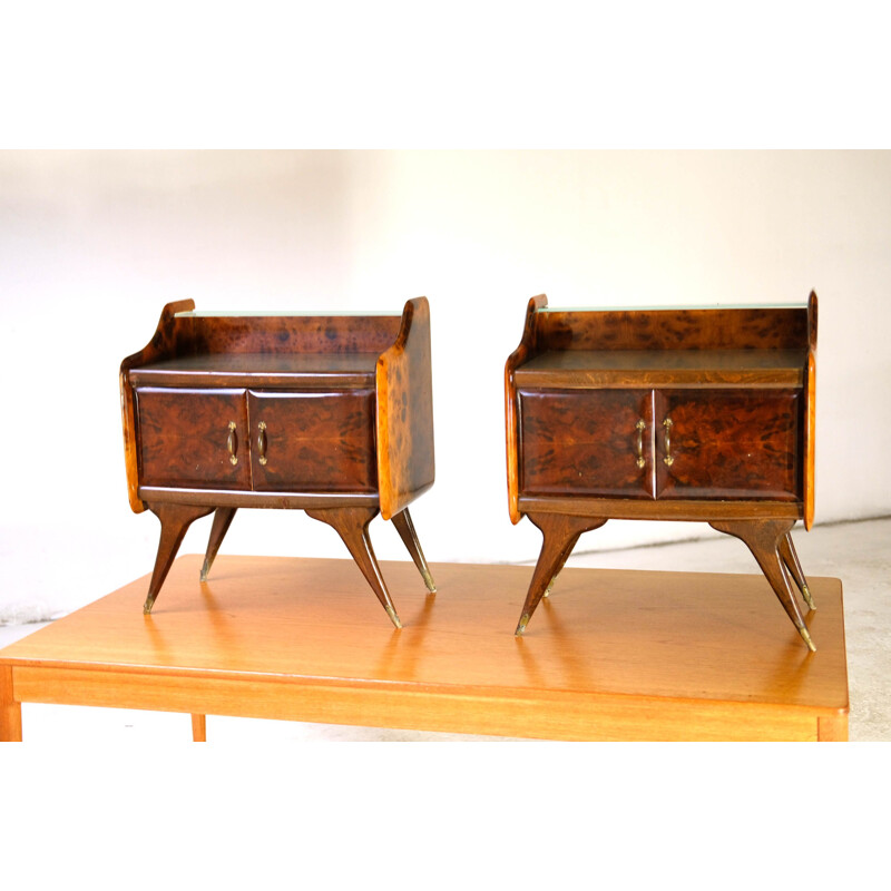 Pair of mid-century Italian burled veener night stands by Paolo Buffa, 1950s