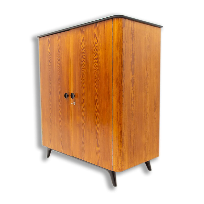 Vintage pine wood cabinet by Jindřich Halabala for Up Zavody, Czechoslovakia 1950