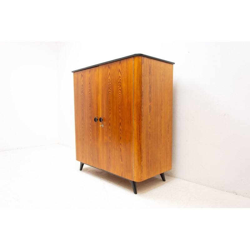 Vintage pine wood cabinet by Jindřich Halabala for Up Zavody, Czechoslovakia 1950