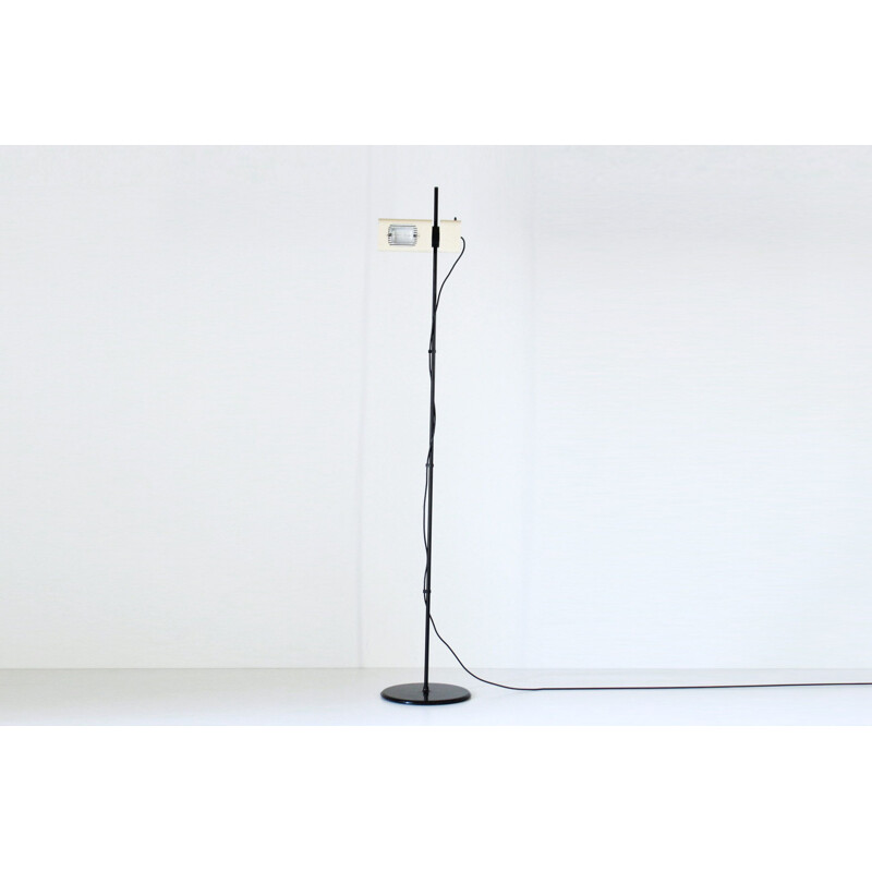 Vintage floor lamp by Artemide, 1970s