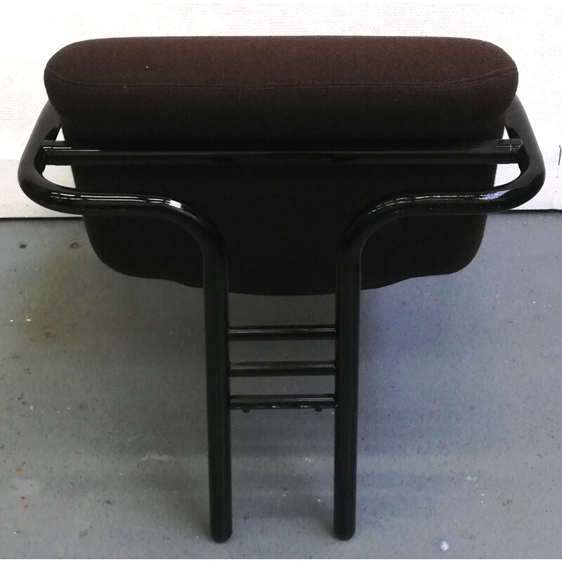 Vintage Airborne Sessel mit braunem Stoff und schwarzen Skai-Streifen