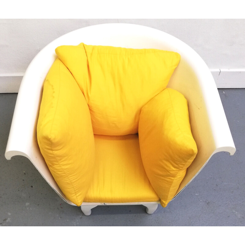 Pair of vintage bathtub armchairs with silver legs